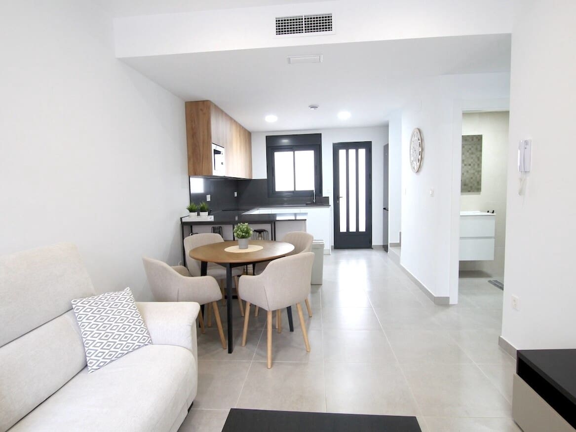 3 quarto Moradia para venda em Pilar de la Horadada com piscina garagem - 320 000 € (Ref: 10184401)