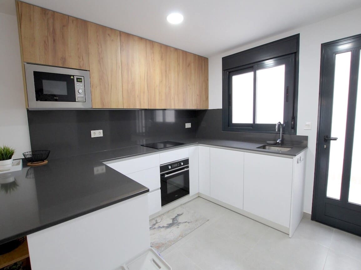 3 quarto Moradia para venda em Pilar de la Horadada com piscina garagem - 320 000 € (Ref: 10184401)