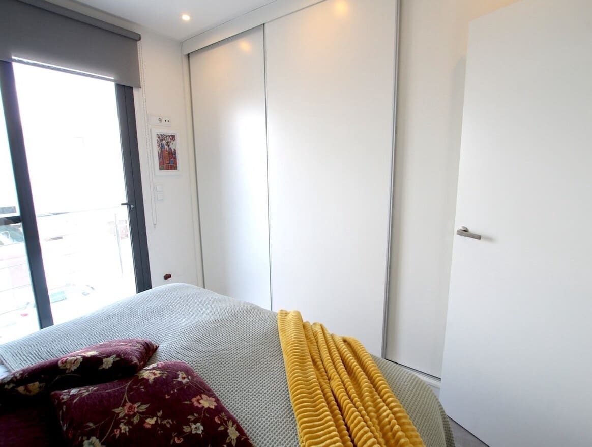 3 makuuhuone Omakotitalo myytävänä paikassa Benijofar mukana uima-altaan - 324 950 € (Ref: 10185353)