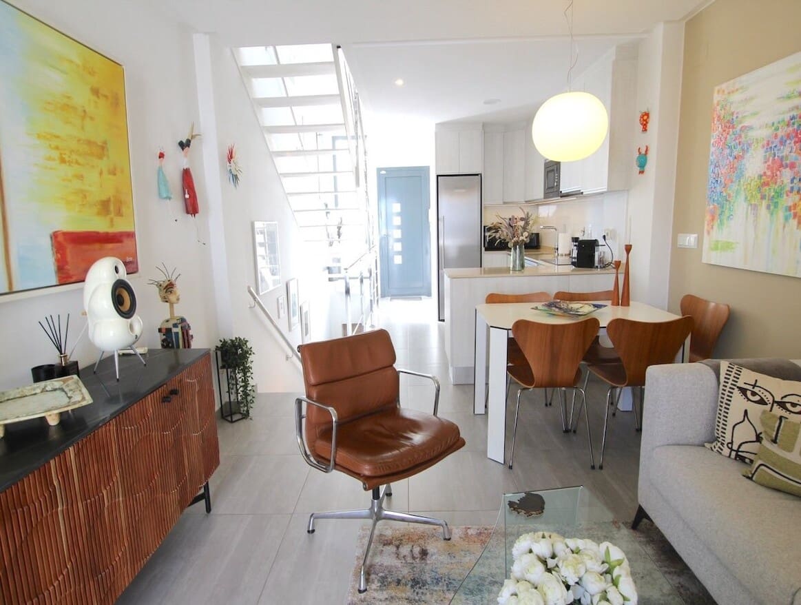 3 makuuhuone Omakotitalo myytävänä paikassa Benijofar mukana uima-altaan - 324 950 € (Ref: 10185353)