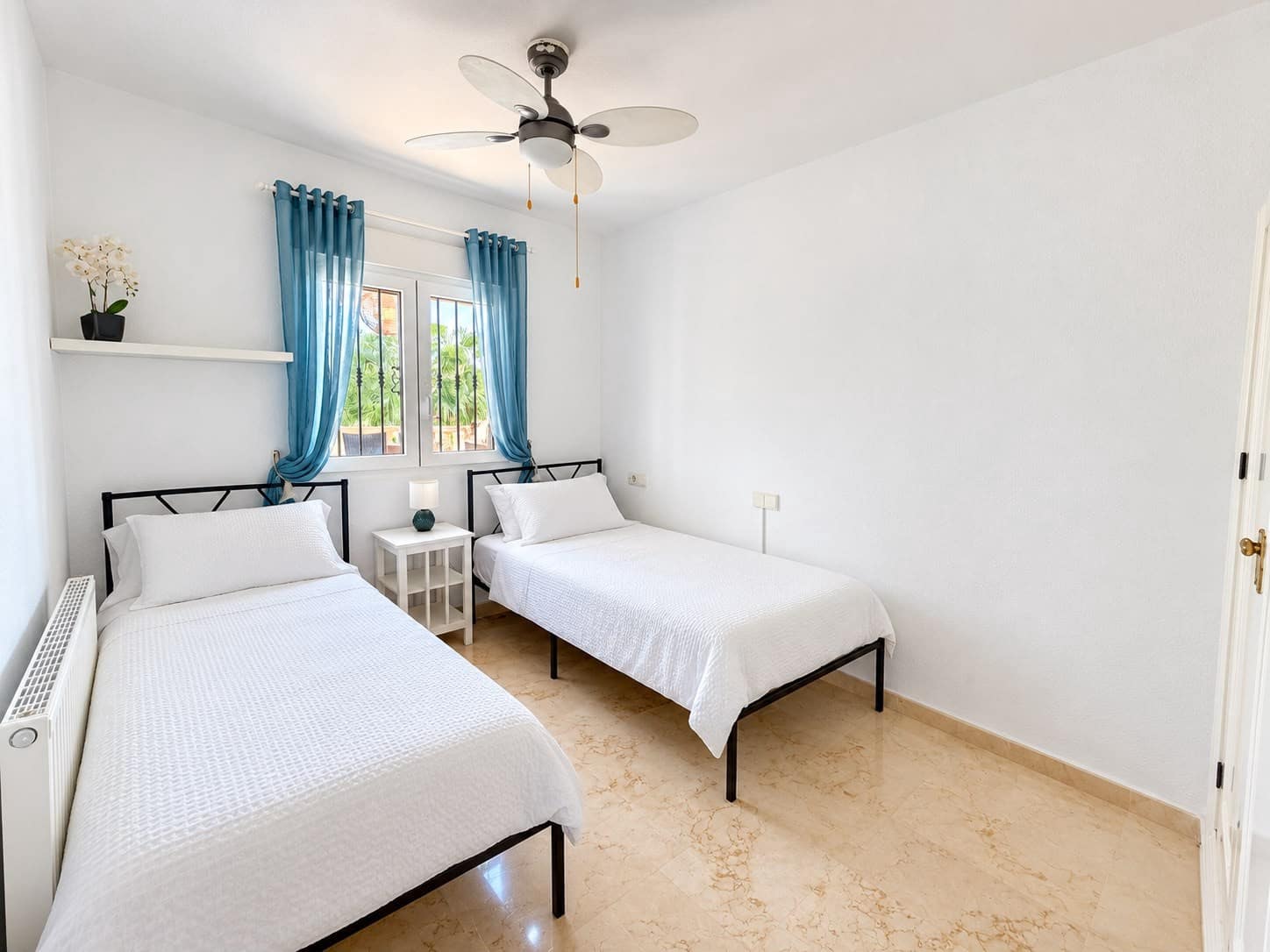 5 chambre Villa/Maison à vendre à Orihuela Costa avec piscine garage - 645 000 € (Ref: 10186711)
