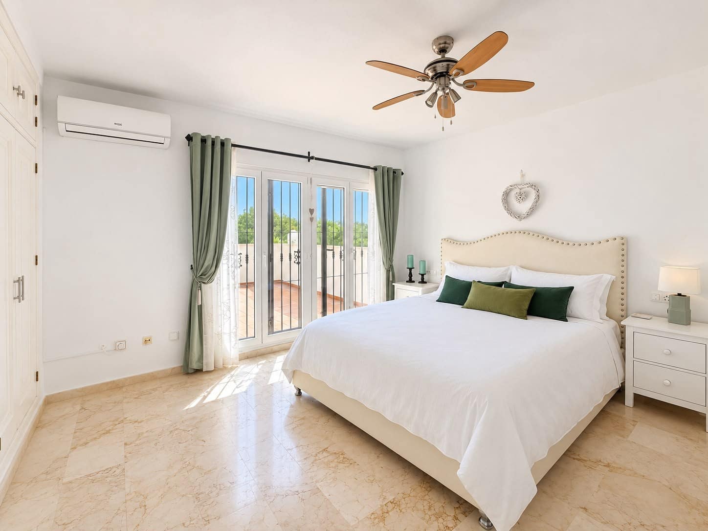 5 chambre Villa/Maison à vendre à Orihuela Costa avec piscine garage - 645 000 € (Ref: 10186711)