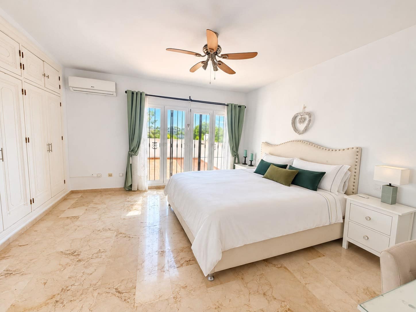 5 chambre Villa/Maison à vendre à Orihuela Costa avec piscine garage - 645 000 € (Ref: 10186711)