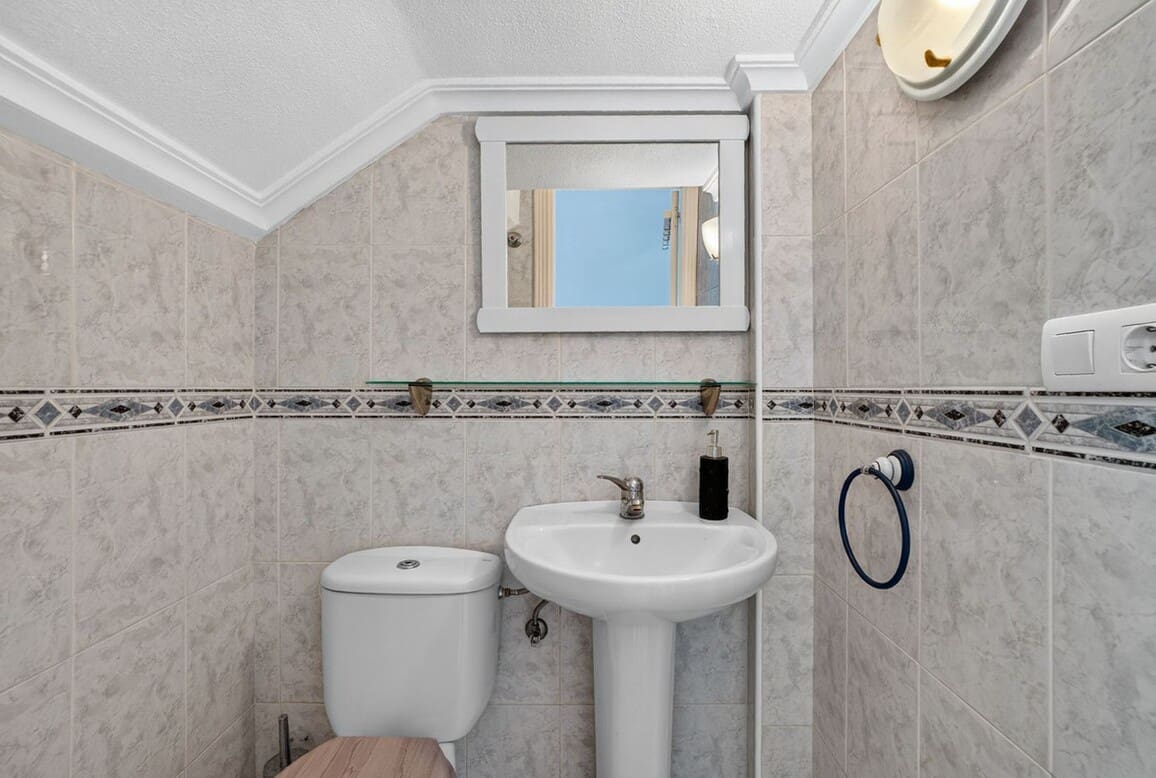 2 slaapkamer Huis te koop in Torrevieja met zwembad - € 199.000 (Ref: 10186714)