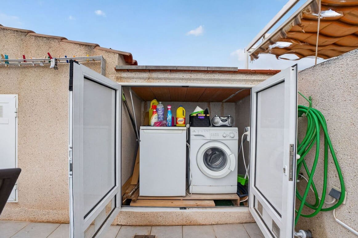 2 slaapkamer Huis te koop in Torrevieja met zwembad - € 199.000 (Ref: 10186714)