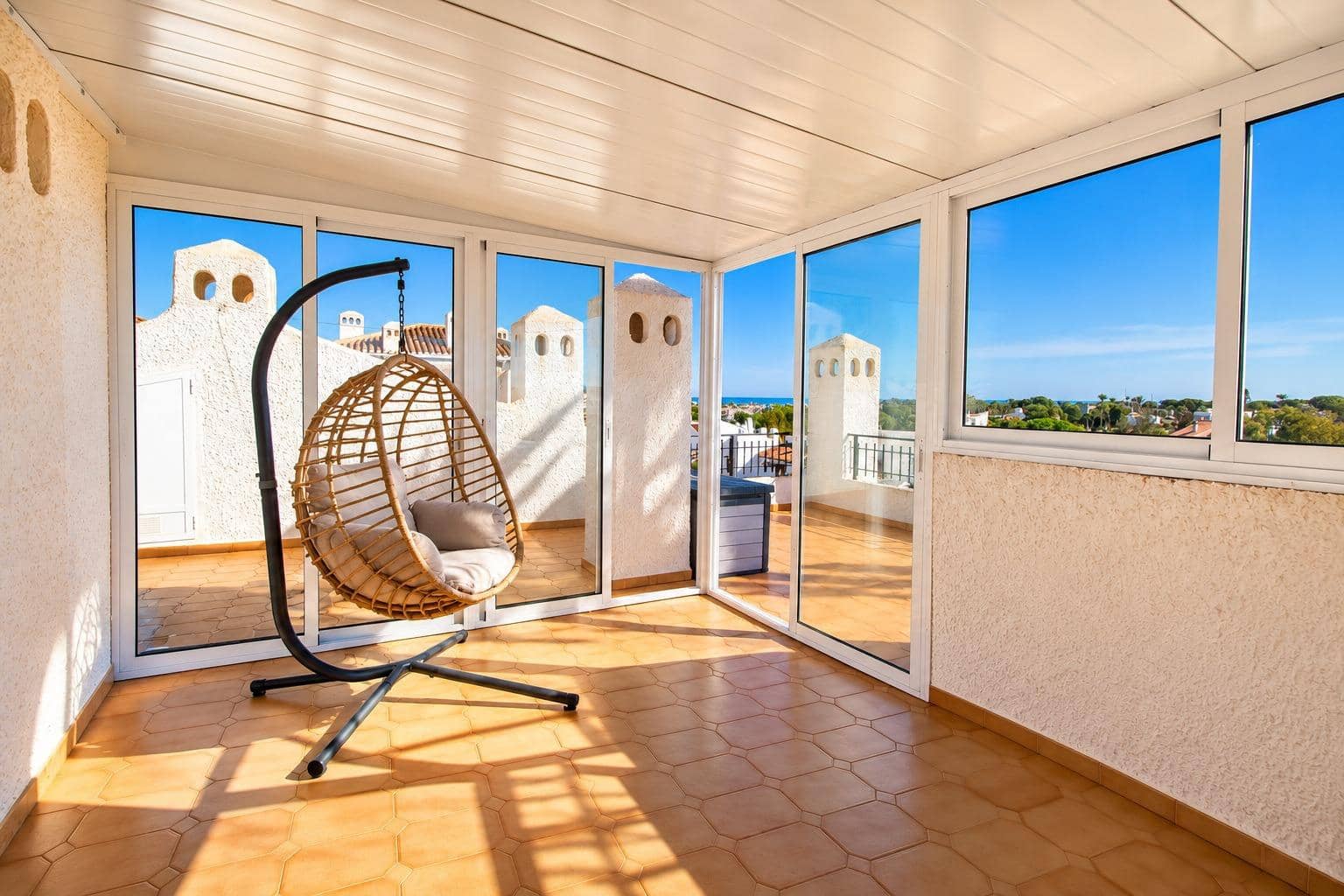 3 soverom Leilighet til salgs i Cabo Roig med svømmebasseng - € 320 000 (Ref: 10186717)