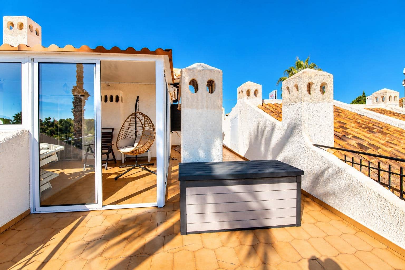 3 soverom Leilighet til salgs i Cabo Roig med svømmebasseng - € 320 000 (Ref: 10186717)