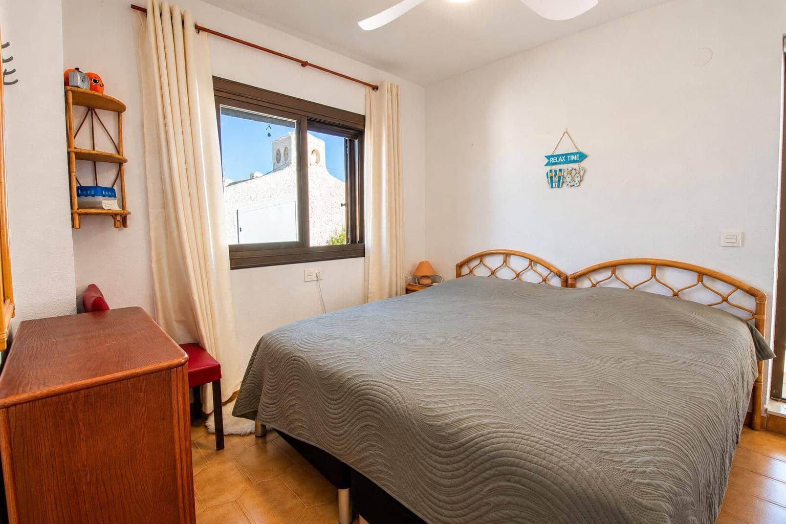 3 soverom Leilighet til salgs i Cabo Roig med svømmebasseng - € 320 000 (Ref: 10186717)