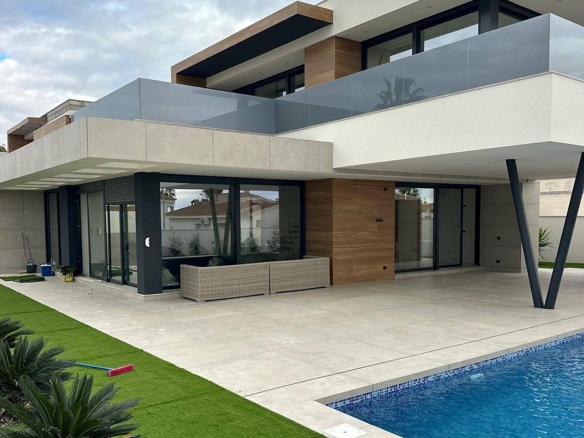 3 sypialnia Willa na sprzedaż w Finestrat - 850 000 € (Ref: 9508955)