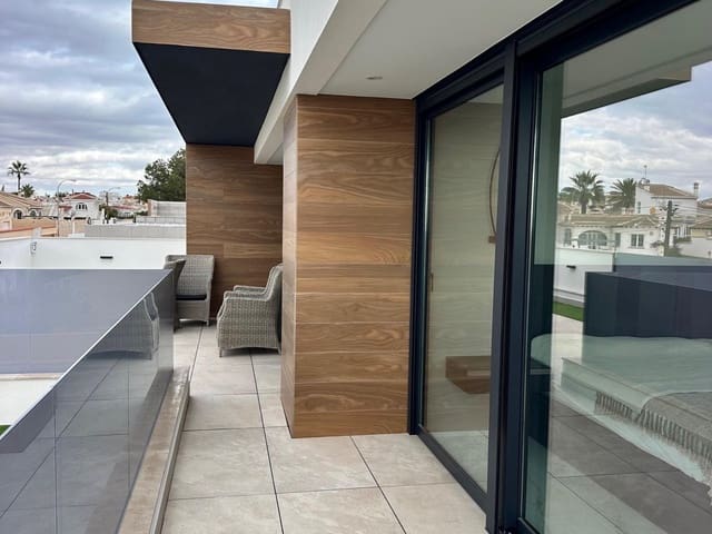 3 sypialnia Willa na sprzedaż w Finestrat - 850 000 € (Ref: 9508955)