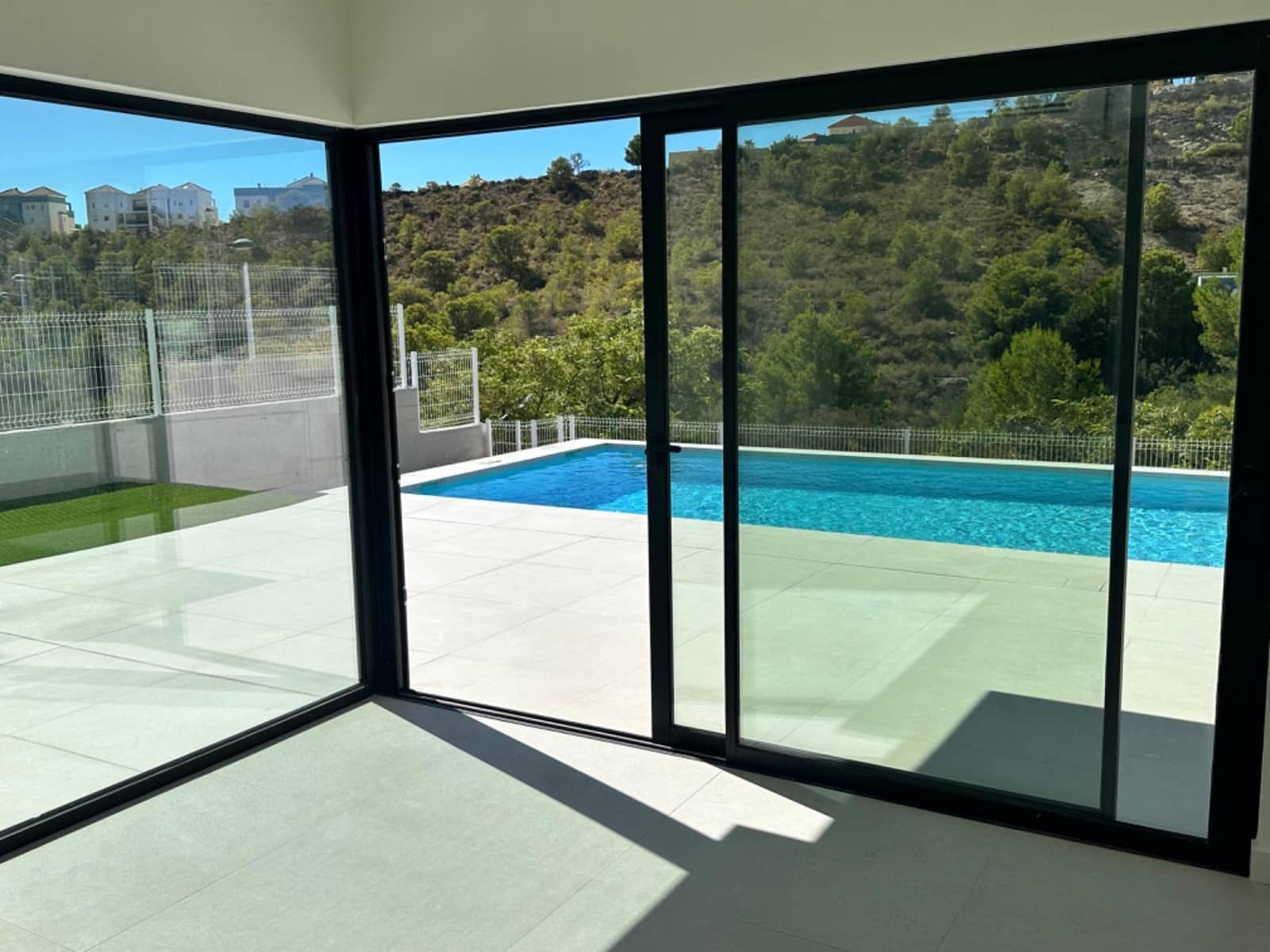 3 slaapkamer Villa te koop in Finestrat met garage - € 850.000 (Ref: 9508955)