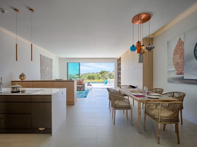 4 bedroom Villa for sale in Las Colinas Golf, Orihuela with pool - € 1,650,000 (Ref: 9513632)