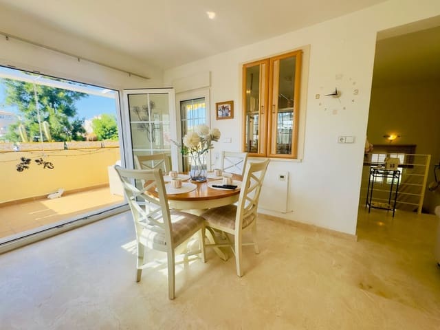 3 sypialnia Willa na sprzedaż w Playa Flamenca, Orihuela z basenem garażem - 365 000 € (Ref: 9513641)