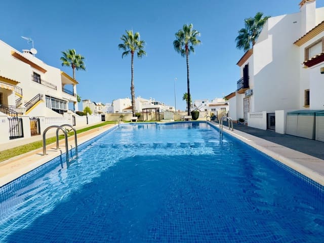 3 sypialnia Willa na sprzedaż w Playa Flamenca, Orihuela z basenem garażem - 365 000 € (Ref: 9513641)