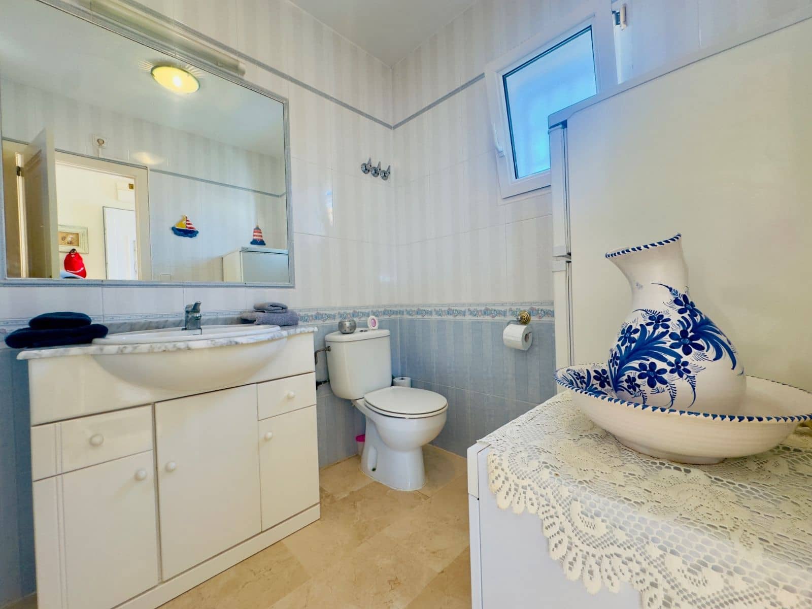 3 sypialnia Willa na sprzedaż w Playa Flamenca z basenem garażem - 365 000 € (Ref: 9513641)