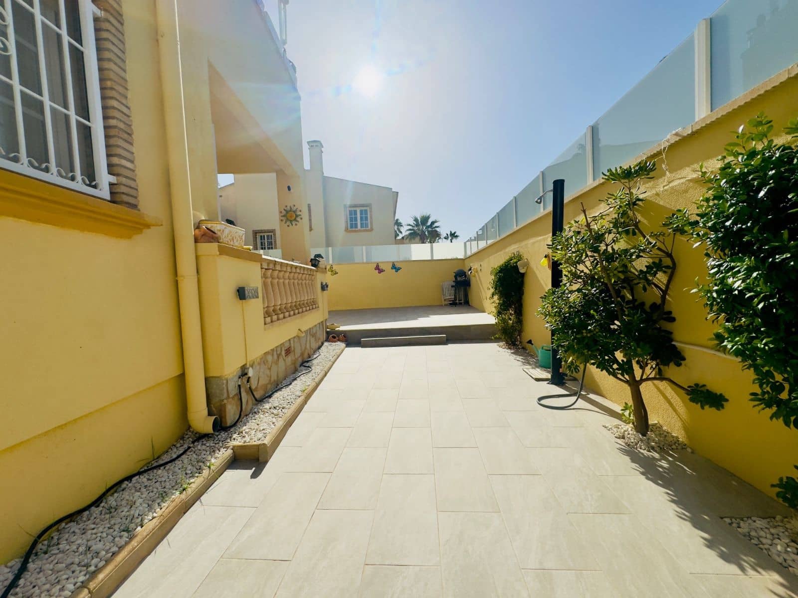 3 sypialnia Willa na sprzedaż w Playa Flamenca z basenem garażem - 365 000 € (Ref: 9513641)