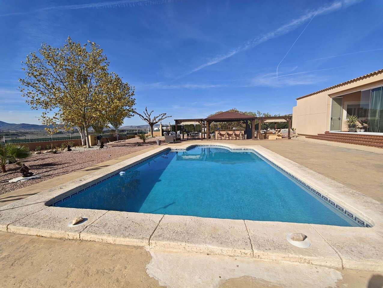 3 soveværelse Villa til salg i Sax med garage - € 399.995 (Ref: 9513651)