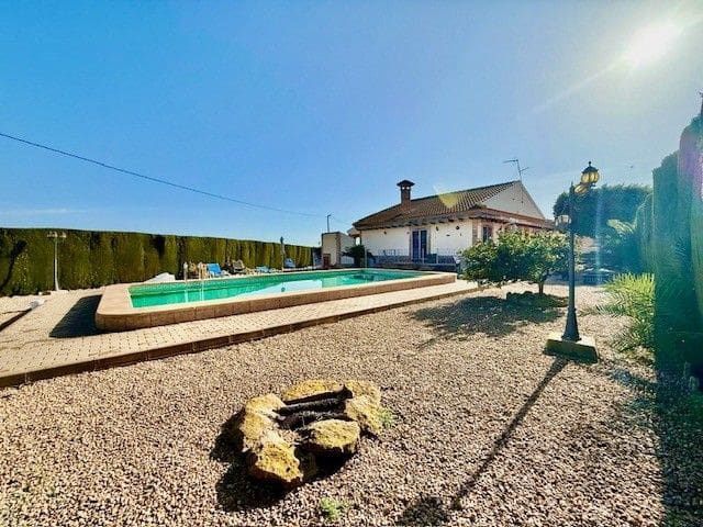 3 bedroom Villa for sale in Avileses with garage - € 375,000 (Ref: 9513670)