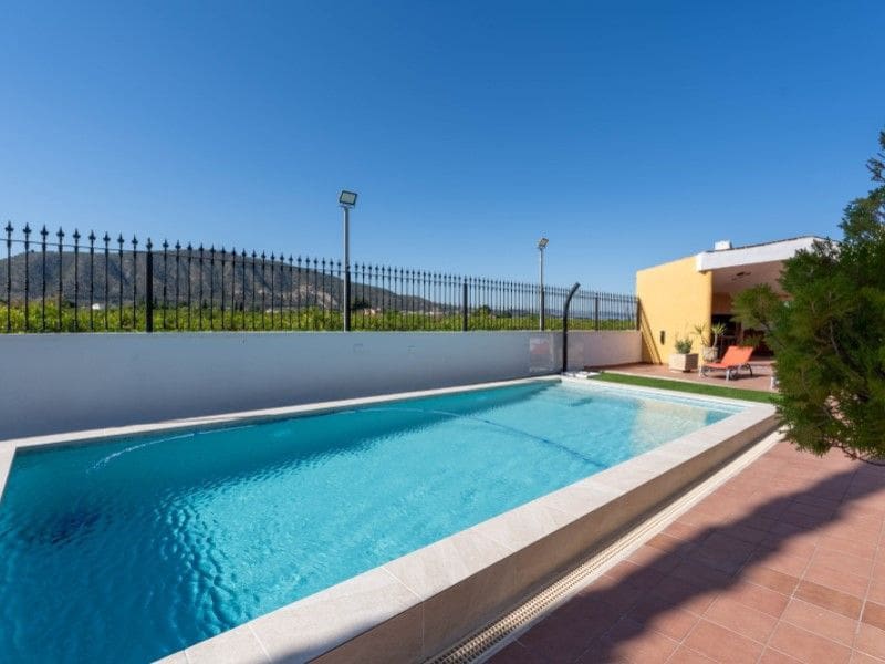 5 bedroom Villa for sale in Orihuela - € 675,000 (Ref: 9513678)