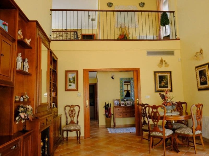 5 bedroom Villa for sale in Orihuela - € 675,000 (Ref: 9513678)