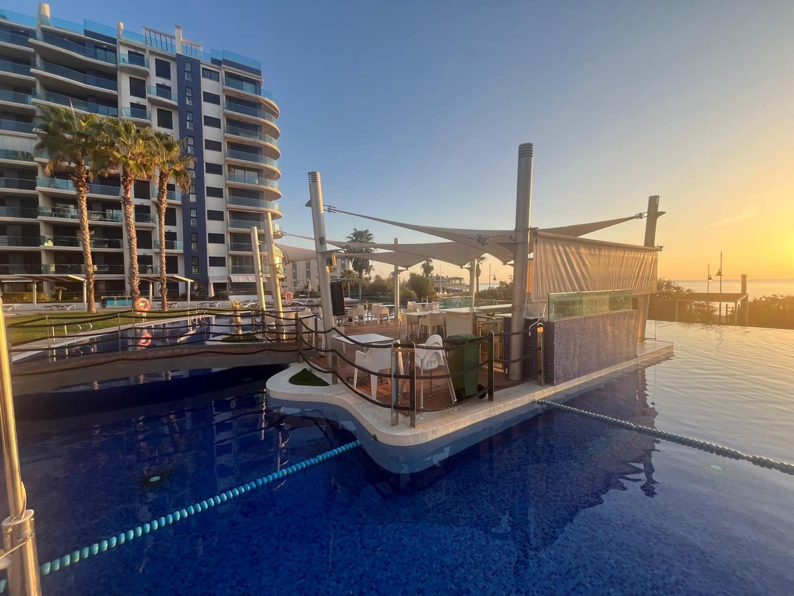 3 bedroom Apartment for sale in Punta Prima with garage - € 469,950 (Ref: 9513682)