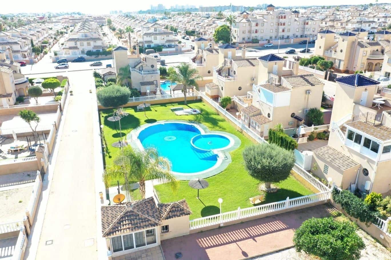 Apartamento de 2 habitaciones en Orihuela Costa en venta con piscina - 199.000 € (Ref: 9513683)