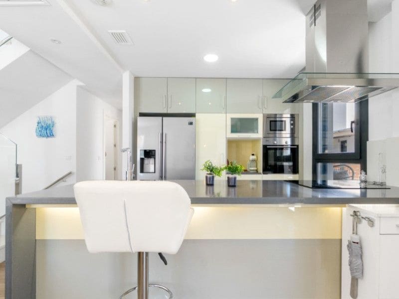 Chalet de 5 habitaciones en Aguas Nuevas en venta - 439.000 € (Ref: 9513692)