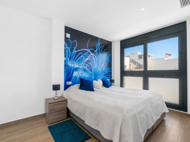 Chalet de 5 habitaciones en Aguas Nuevas en venta - 439.000 € (Ref: 9513692)