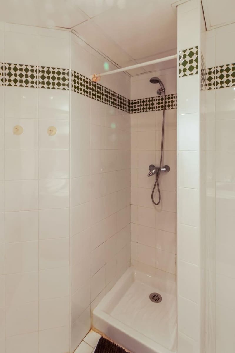 Apartamento de 2 habitaciones en Torrevieja en venta con piscina - 229.990 € (Ref: 9513709)