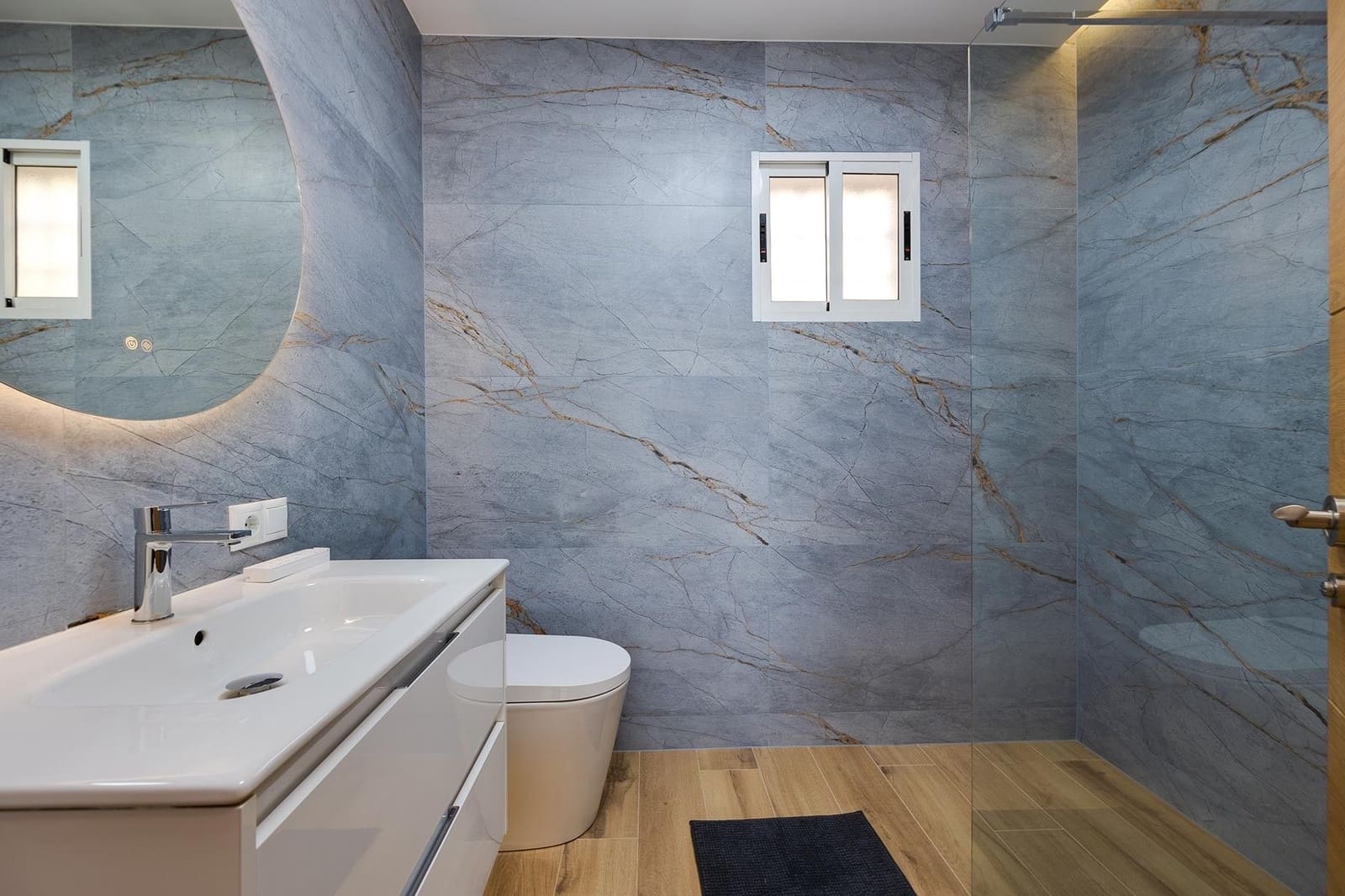 3 bedroom Villa for sale in Torrevieja - € 310,000 (Ref: 9513710)