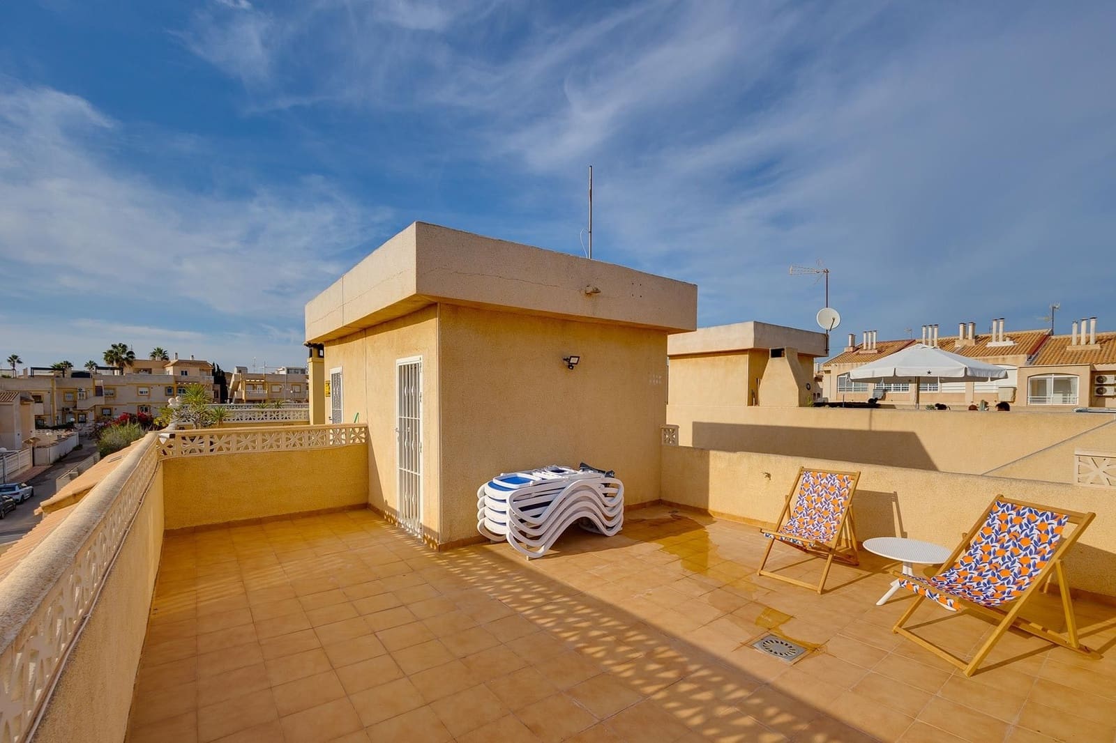 3 bedroom Villa for sale in Torrevieja - € 310,000 (Ref: 9513710)