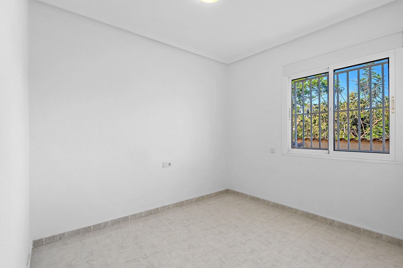 4 sypialnia Willa na sprzedaż w Lo Pepin - 375 000 € (Ref: 9513712)