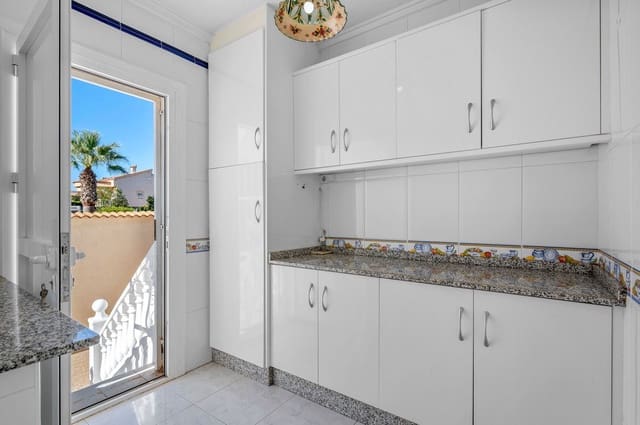 4 makuuhuone Huvila myytävänä paikassa Lo Pepin, Rojales - 375 000 € (Ref: 9513712)