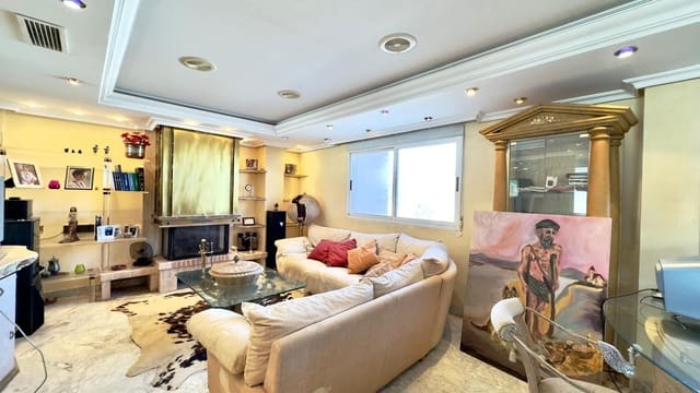 2 quarto Penthouse para venda em Centro, Torrevieja - 449 900 € (Ref: 9513713)