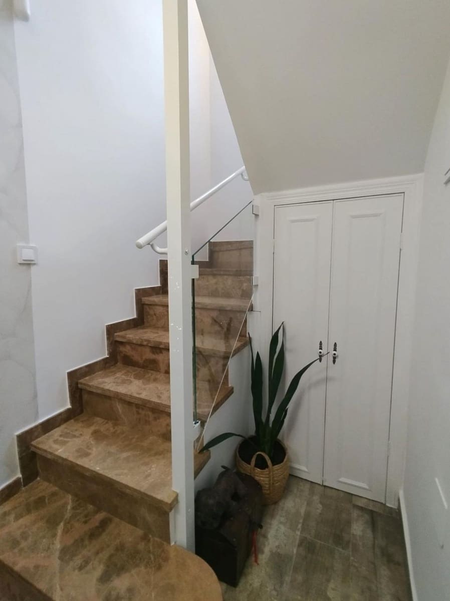 4 soverom Villa til salgs i Filipinas - € 408 000 (Ref: 9513716)