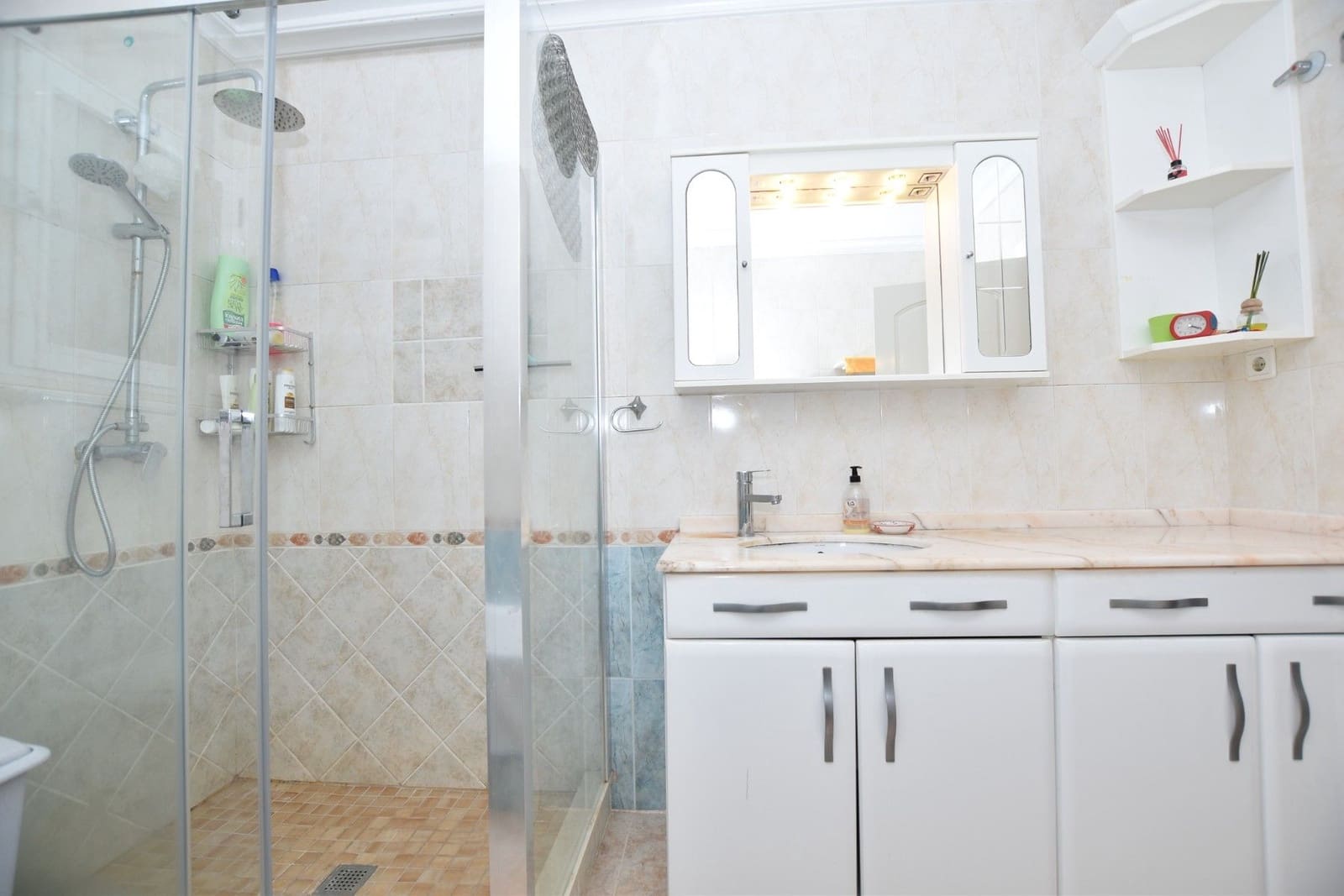 3 bedroom Villa for sale in Algorfa - € 214,995 (Ref: 9513723)