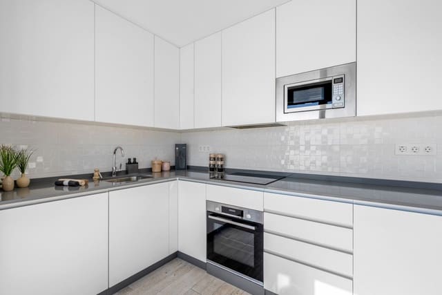 4 bedroom Villa for sale in Los Alcázares with pool garage - € 649,000 (Ref: 9513724)