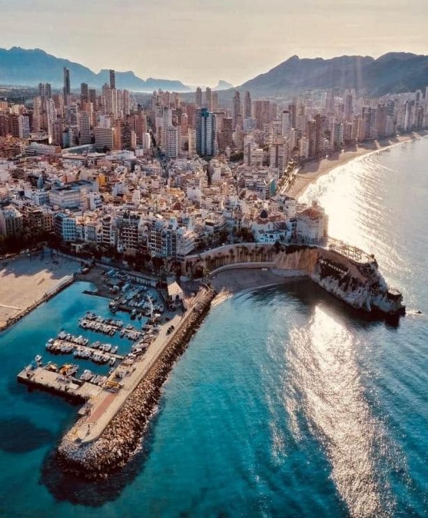 3 slaapkamer Appartement te koop in Benidorm met garage - € 699.000 (Ref: 9513742)