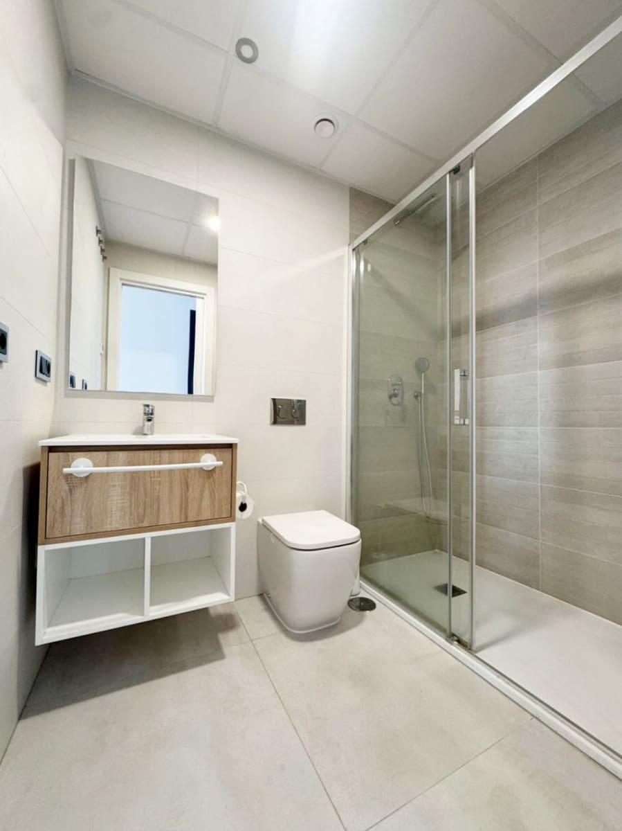 3 slaapkamer Appartement te koop in Benidorm met garage - € 699.000 (Ref: 9513742)