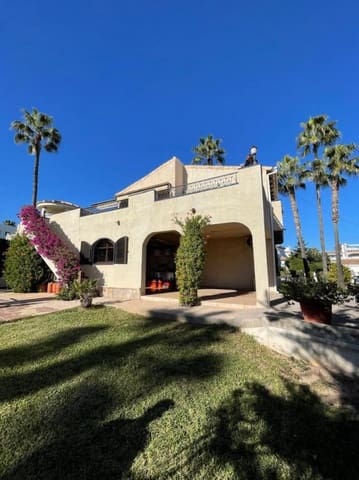 3 slaapkamer Villa te koop in Villamartín - Las Filipinas, Orihuela - € 690.000 (Ref: 9513754)