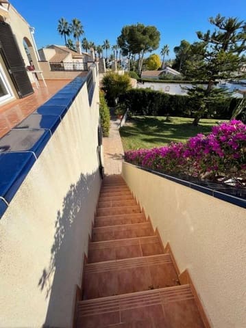 3 slaapkamer Villa te koop in Villamartín - Las Filipinas, Orihuela - € 690.000 (Ref: 9513754)