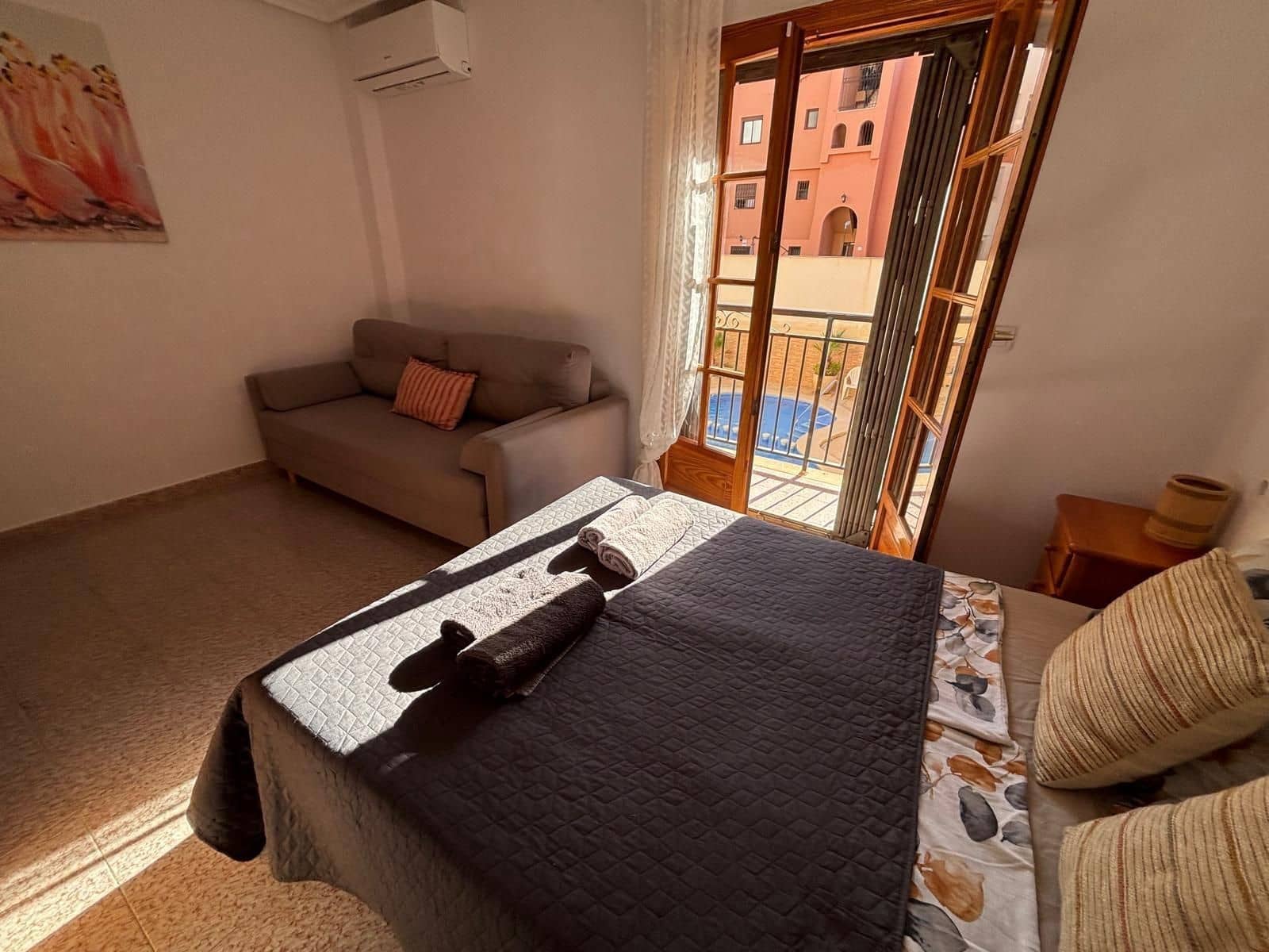 2 sypialnia Apartament na sprzedaż w Torrevieja z basenem - 219 000 € (Ref: 9513762)