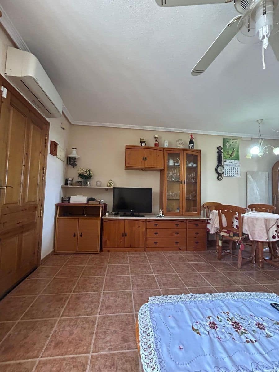 2 soveværelse Lejlighed til salg i Orihuela Costa med swimmingpool - € 199.000 (Ref: 9513763)