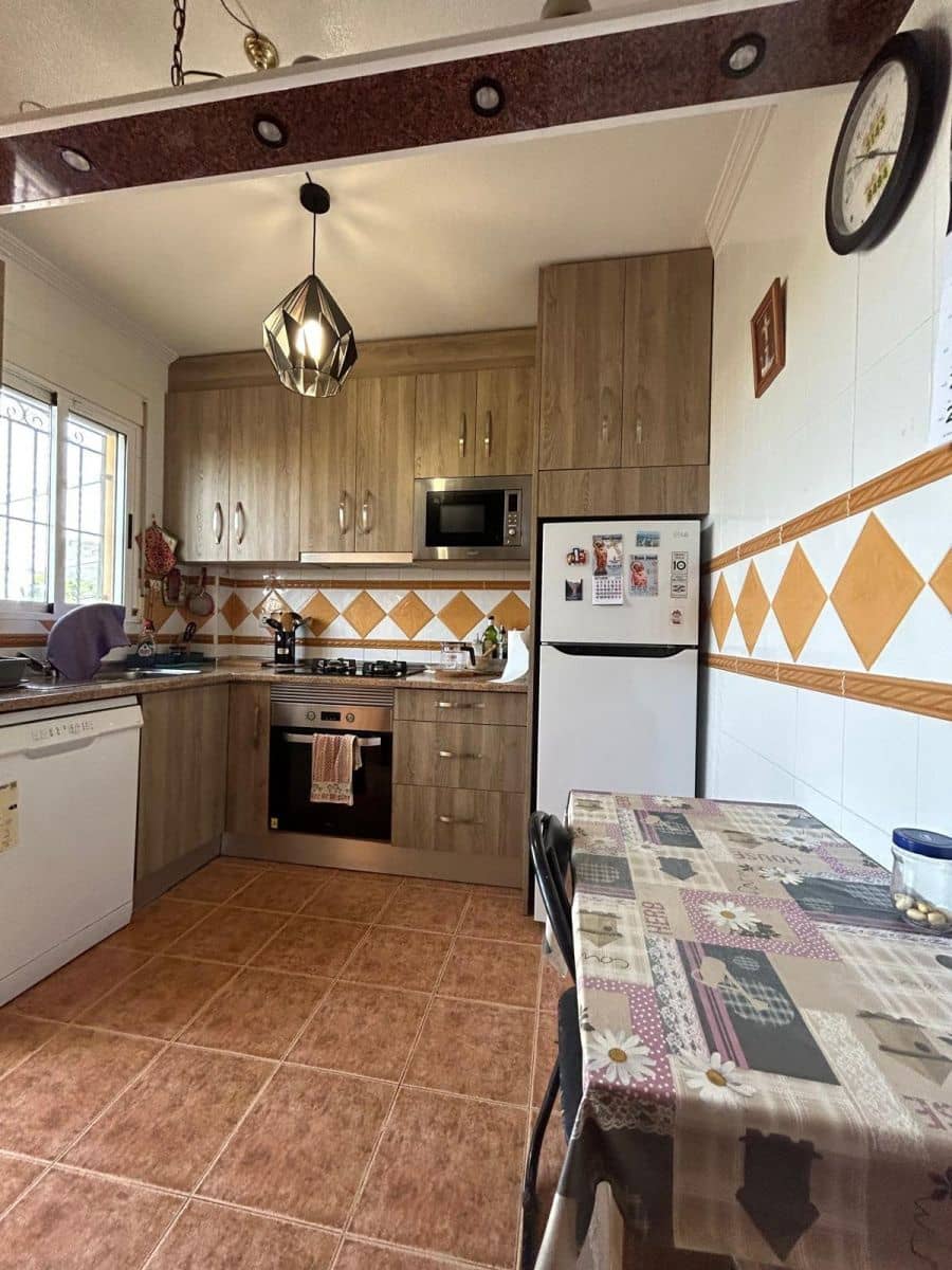 2 soveværelse Lejlighed til salg i Orihuela Costa med swimmingpool - € 199.000 (Ref: 9513763)