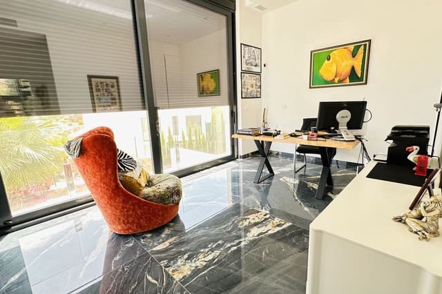 6 bedroom Villa for sale in Las Colinas Golf, Orihuela with garage - € 2,195,000 (Ref: 9513771)