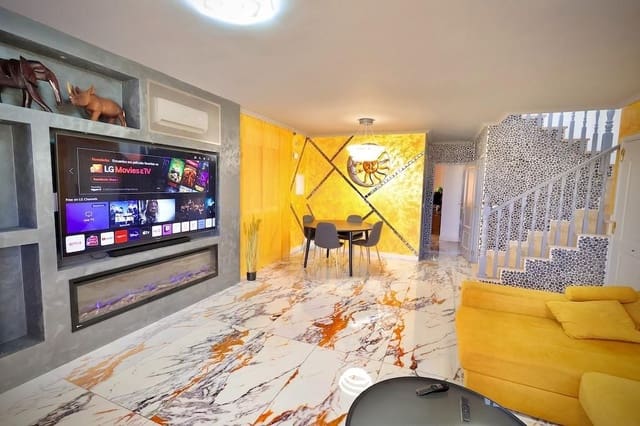 4 soveværelse Villa til salg i San Miguel de Salinas - € 309.000 (Ref: 9513772)