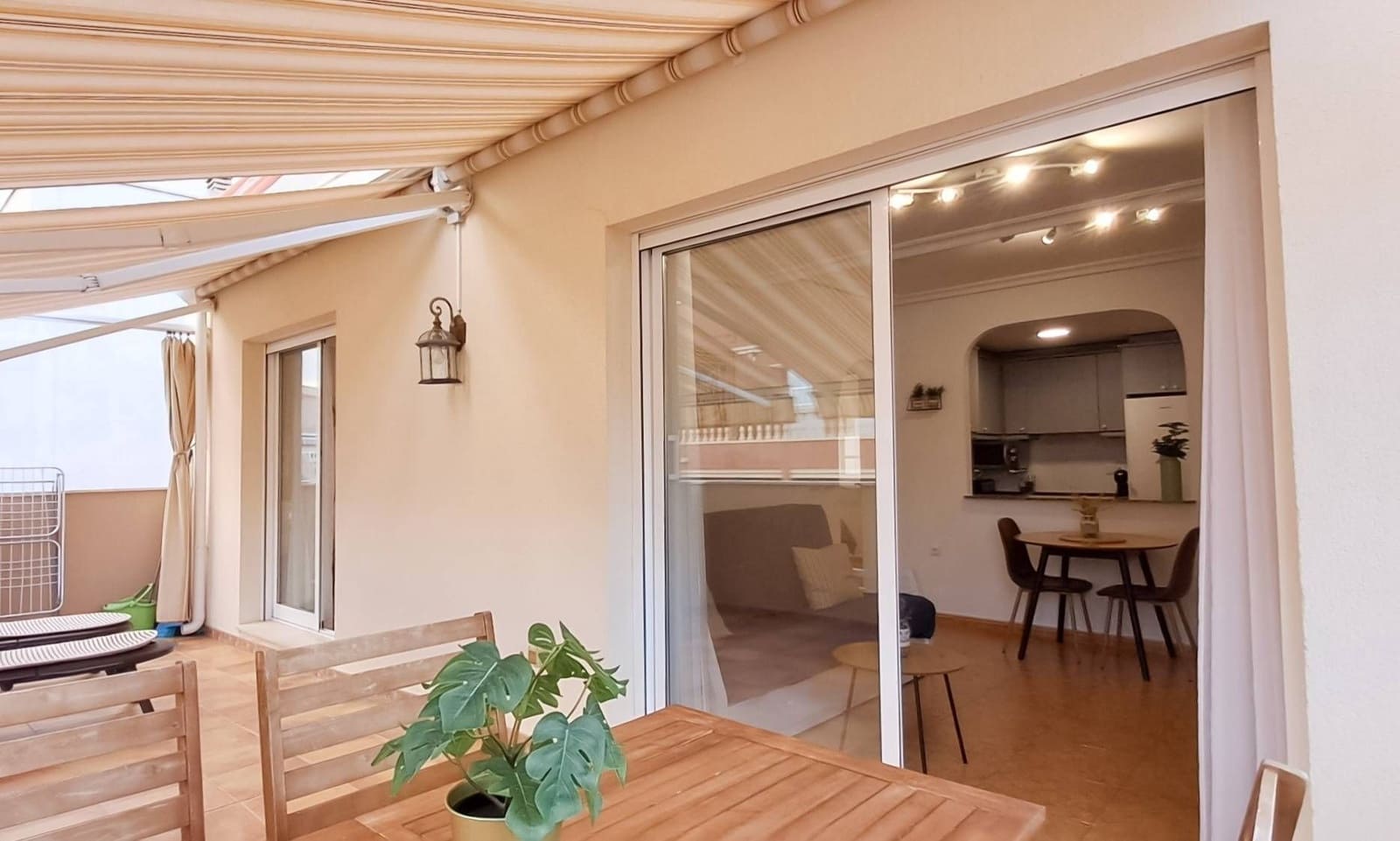 2 soveværelse Penthouse til salg i Torrevieja - € 220.000 (Ref: 9513775)