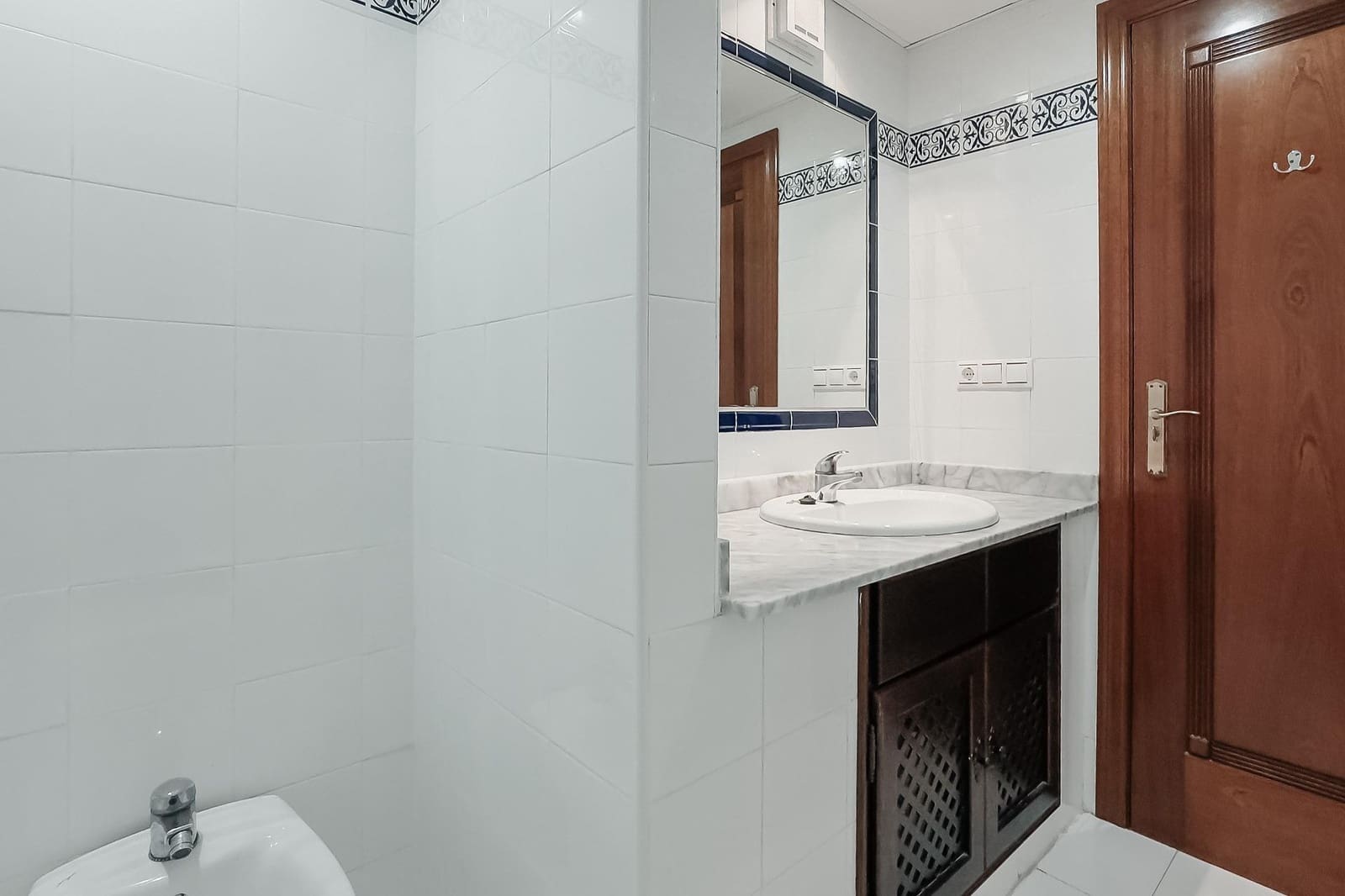 3 makuuhuone Huoneisto myytävänä paikassa Torrevieja mukana uima-altaan - 259 900 € (Ref: 9513777)