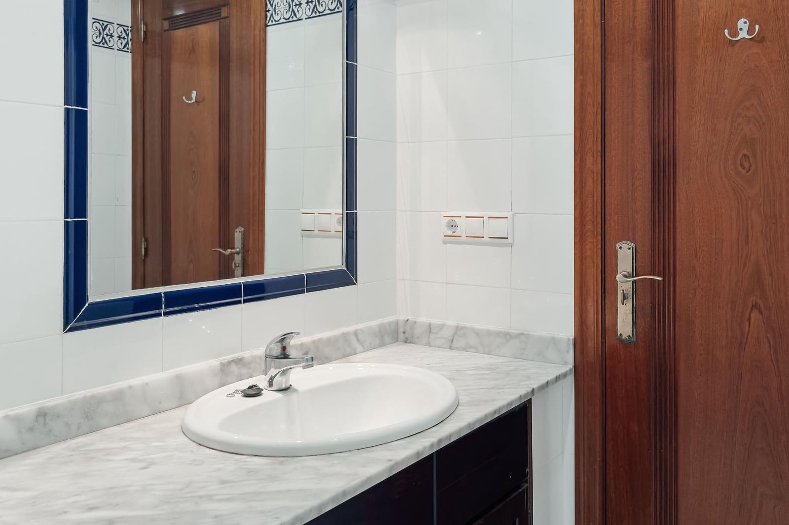 3 makuuhuone Huoneisto myytävänä paikassa Torrevieja mukana uima-altaan - 259 900 € (Ref: 9513777)