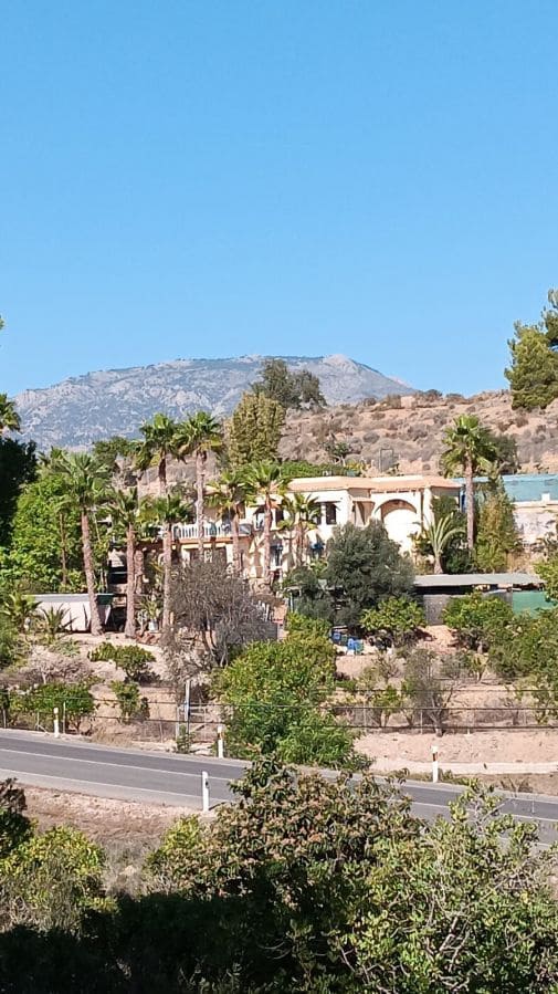 5 bedroom Villa for sale in Barranco Hondo with garage - € 625,000 (Ref: 9513782)